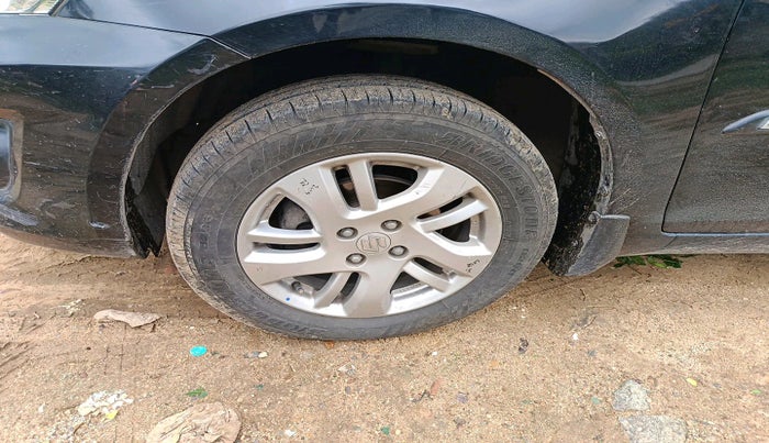 2014 Maruti Swift Dzire ZDI, Diesel, Manual, 80,757 km, tyre
