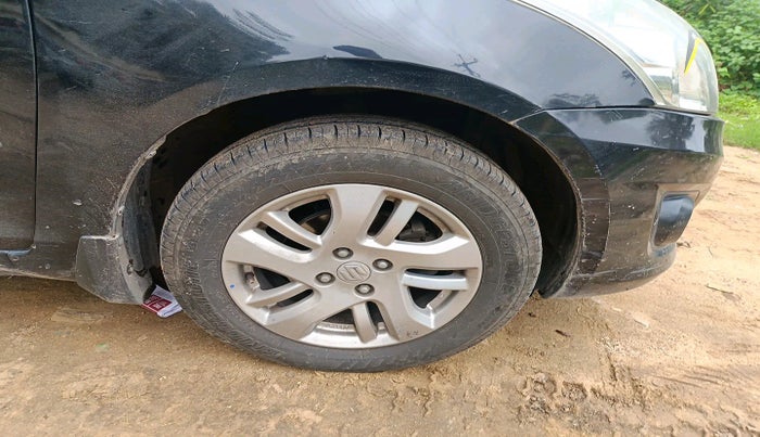 2014 Maruti Swift Dzire ZDI, Diesel, Manual, 80,757 km, tyre