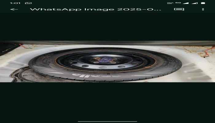 2020 Maruti Dzire VXI AMT, Petrol, Automatic, 78,902 km, tyre