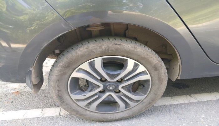 2024 Tata TIGOR XZA Plus iCNG , Petrol, Automatic, 22,319 km, tyre