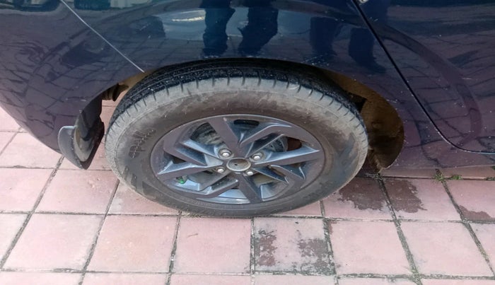 2020 Hyundai GRAND I10 NIOS SPORTZ AMT 1.2 KAPPA VTVT, Petrol, Automatic, 20,350 km, tyre