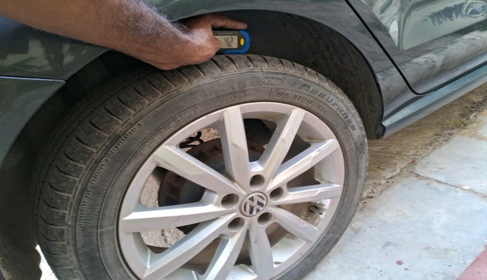 2018 Volkswagen Ameo HIGHLINE PLUS 1.5L AT 16 ALLOY, Diesel, Automatic, 96,853 km, tyre