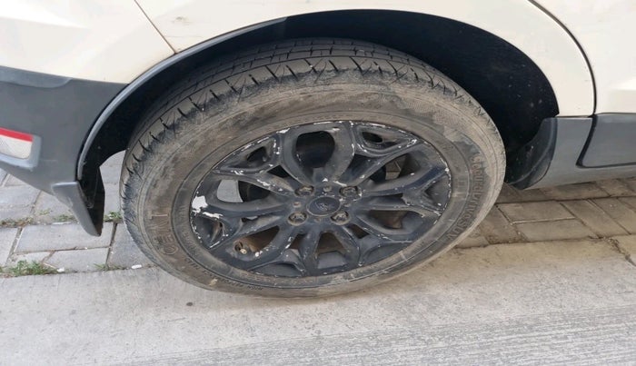 2015 Ford Ecosport TITANIUM 1.5L DIESEL, Diesel, Manual, 82,233 km, tyre