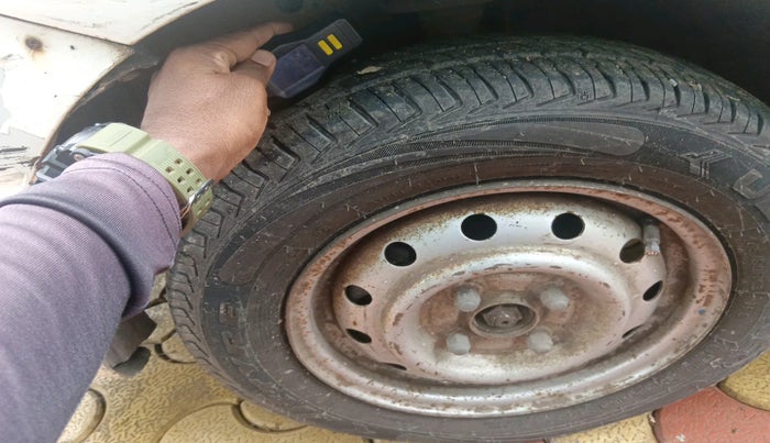 2012 Maruti Wagon R 1.0 LXI CNG, Petrol, Manual, 1,16,609 km, tyre