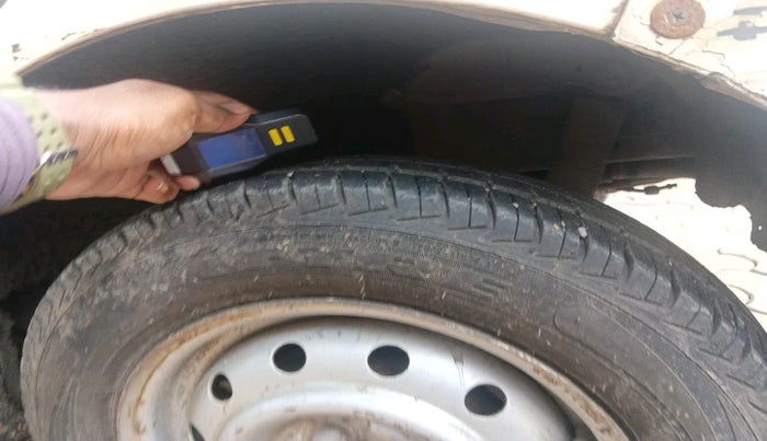 2012 Maruti Wagon R 1.0 LXI CNG, Petrol, Manual, 1,16,609 km, tyre