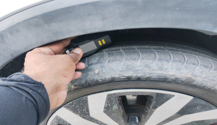 2024 Volkswagen TAIGUN GT PLUS 1.5 TSI DSG, Petrol, Automatic, 10,700 km, tyre