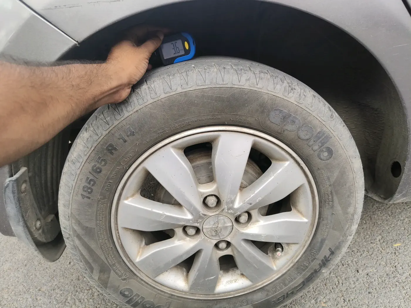 2012 Hyundai i20 SPORTZ 1.2, Petrol, Manual, 98,818 km, tyre
