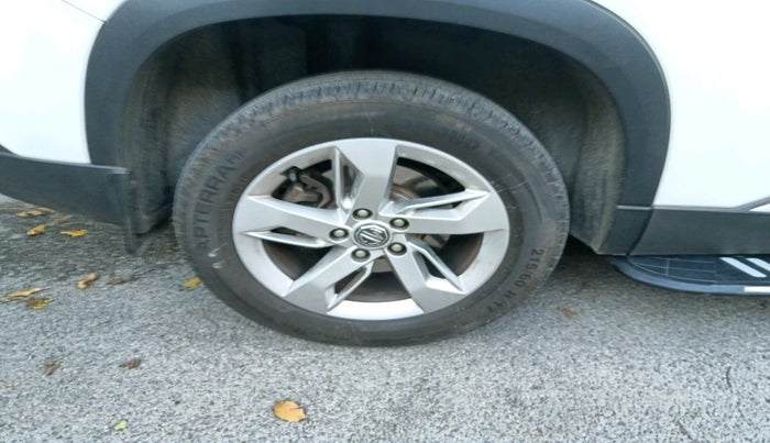 2021 MG HECTOR SHINE 1.5 PETROL TURBO CVT, Petrol, Automatic, 40,271 km, tyre