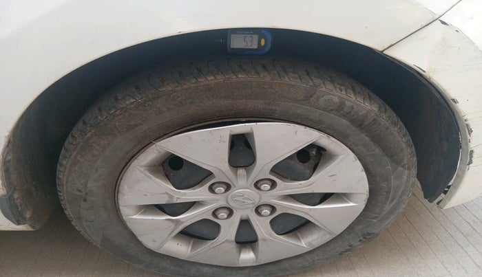 2017 Hyundai Xcent BASE ABS 1.1, Diesel, Manual, 1,62,034 km, tyre