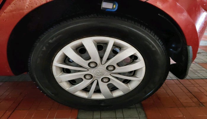 2013 Hyundai i10 SPORTZ 1.2, Petrol, Manual, 62,710 km, tyre