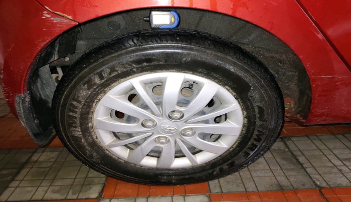 2013 Hyundai i10 SPORTZ 1.2, Petrol, Manual, 62,710 km, tyre
