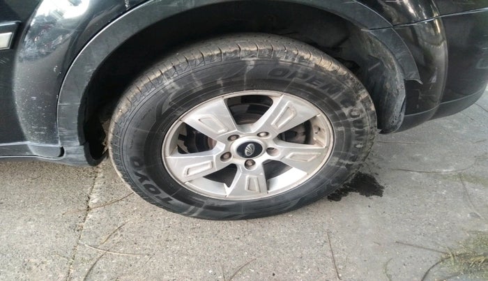 2013 Mahindra XUV500 W8, Diesel, Manual, 2,00,777 km, tyre