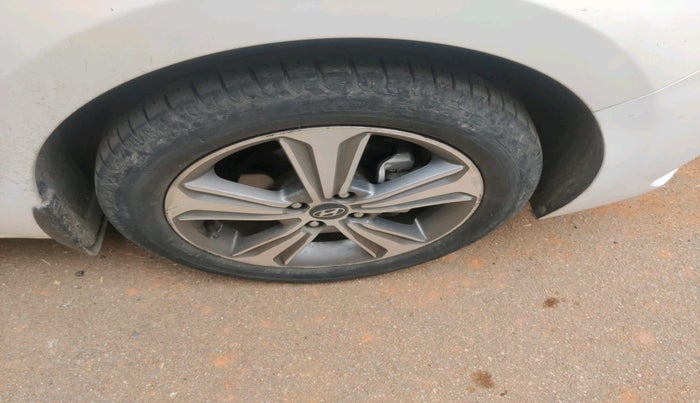 2018 Hyundai Verna 1.6 VTVT SX (O) AT, Petrol, Automatic, 35,412 km, tyre