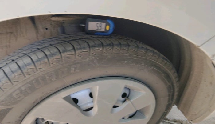 2020 Maruti New Wagon-R LXI CNG 1.0, Petrol, Manual, 2,27,014 km, tyre