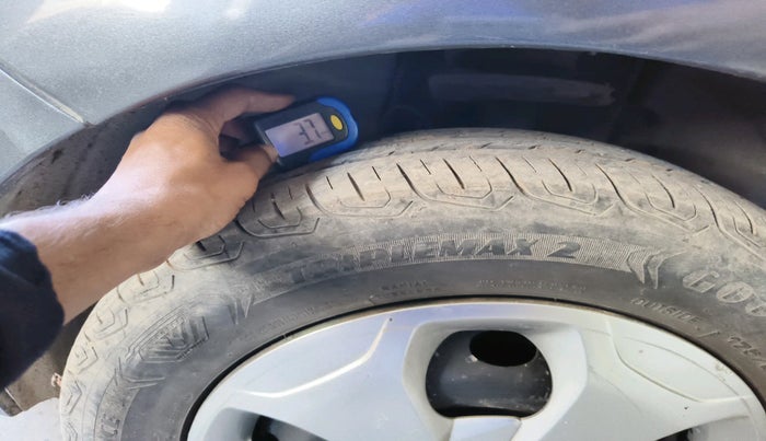2021 Tata Tiago XT PETROL, Petrol, Manual, 66,547 km, tyre