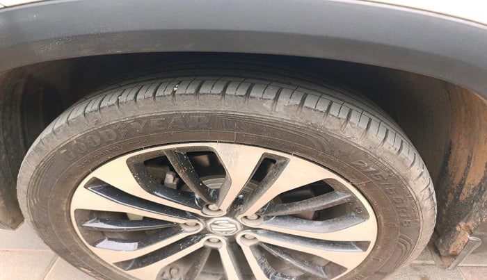 2021 MG HECTOR SHARP 1.5 PETROL CVT, Petrol, Automatic, 12,283 km, tyre