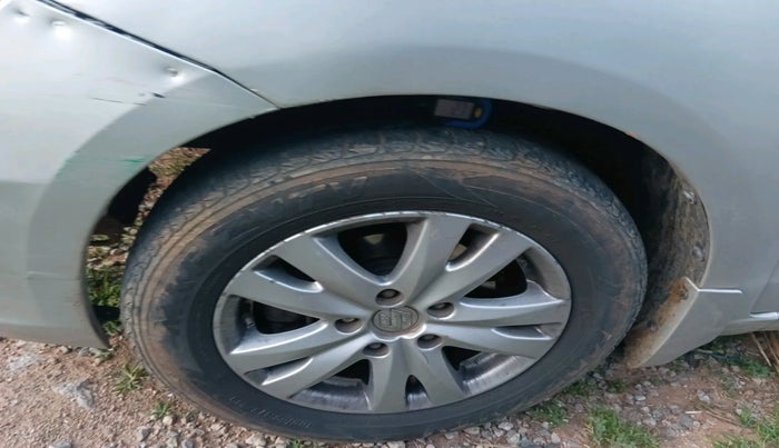 2018 Maruti Ertiga ZXI+, Petrol, Manual, 67,907 km, tyre