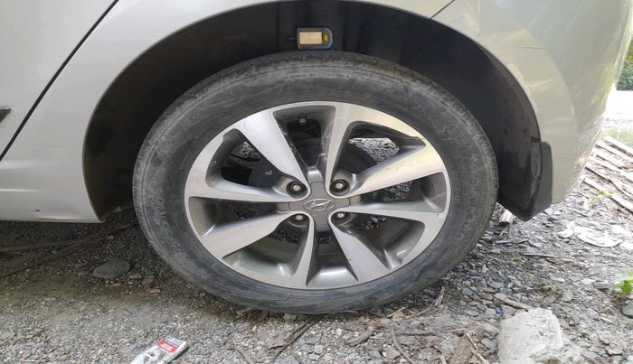 2017 Hyundai Elite i20 ASTA 1.2 (O), Petrol, Manual, 40,236 km, tyre