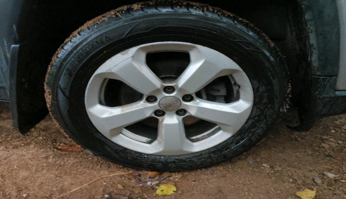 2017 Jeep Compass LONGITUDE (O) 2.0 DIESEL, Diesel, Manual, 1,25,225 km, tyre