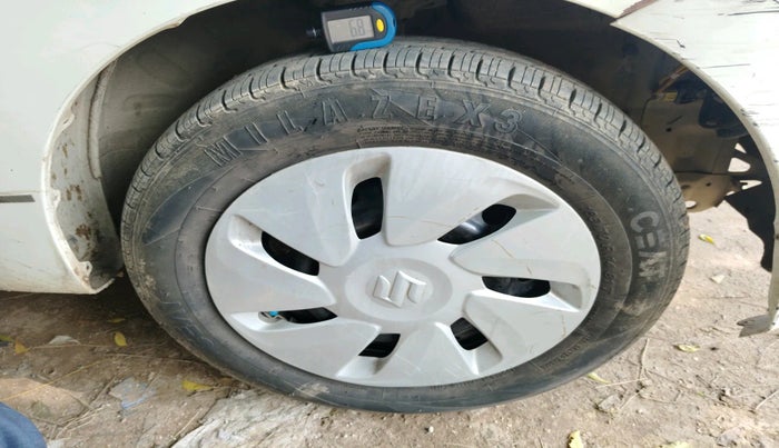 2017 Maruti Celerio ZXI, Petrol, Manual, 36,126 km, tyre