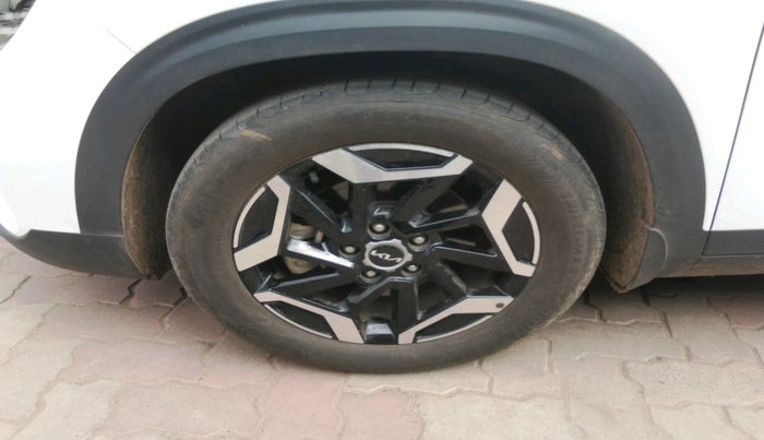 2024 KIA SELTOS Gravity 1.5 Petrol MT, Petrol, Manual, 7,250 km, tyre