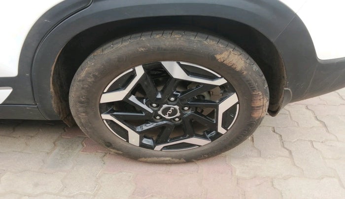 2024 KIA SELTOS Gravity 1.5 Petrol MT, Petrol, Manual, 7,250 km, tyre