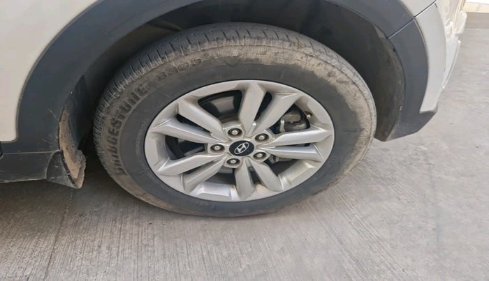 2017 Hyundai Creta SX 1.6 DIESEL, Diesel, Manual, 1,31,280 km, tyre