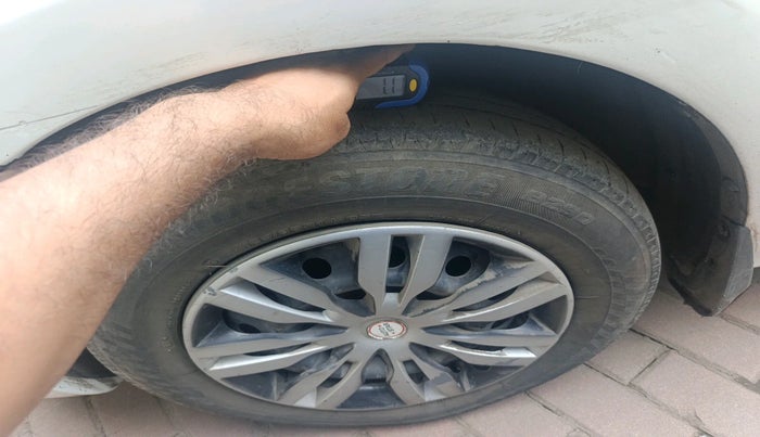 2018 Maruti Dzire VDI AMT, Diesel, Automatic, 1,75,015 km, tyre