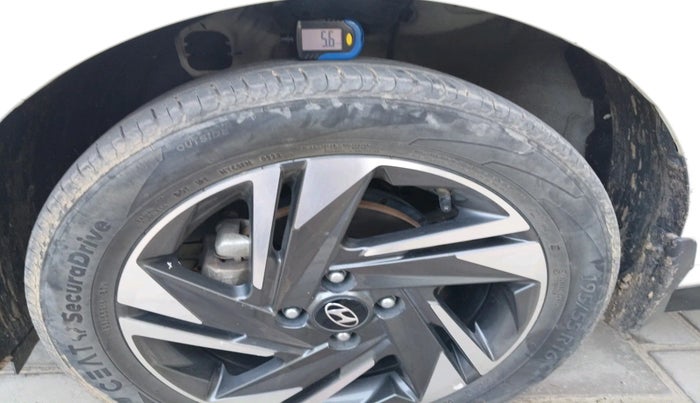 2023 Hyundai NEW I20 ASTA (O) 1.2 MT, Petrol, Manual, 34,117 km, tyre