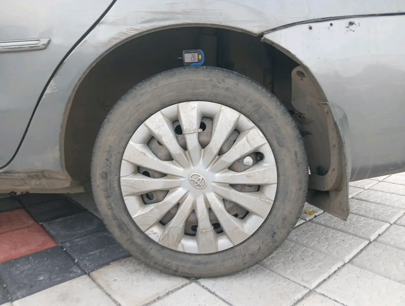 2013 Toyota Etios GD, Diesel, Manual, 2,39,342 km, tyre