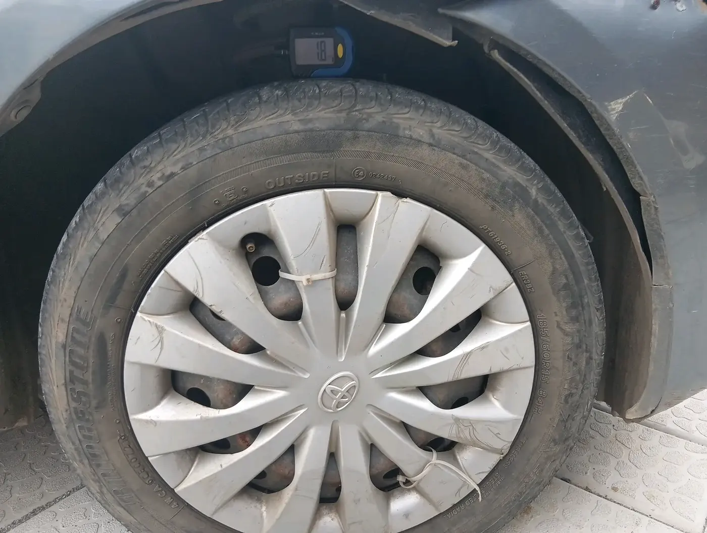 2013 Toyota Etios GD, Diesel, Manual, 2,39,342 km, tyre