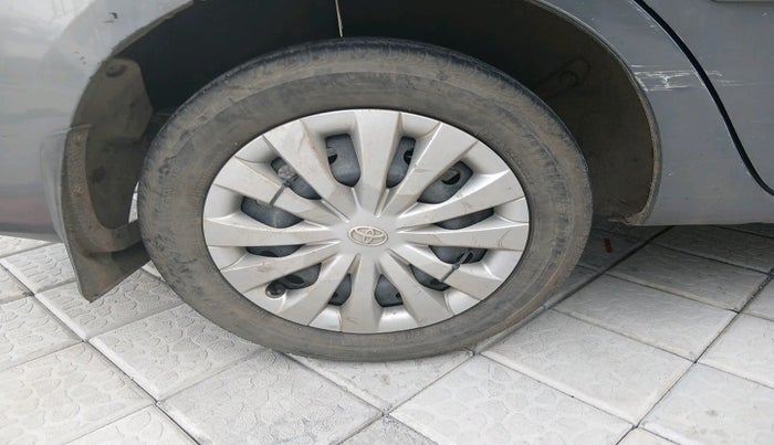 2013 Toyota Etios GD, Diesel, Manual, 2,39,342 km, tyre