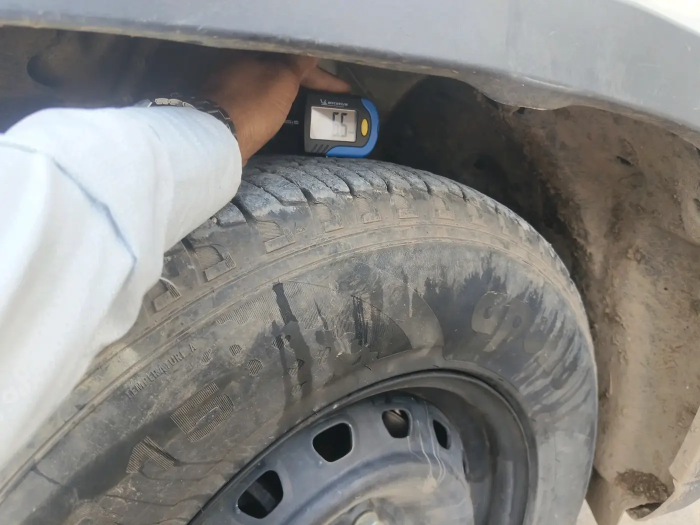 2023 Mahindra BOLERO NEO N 8, Diesel, Manual, 28,414 km, tyre