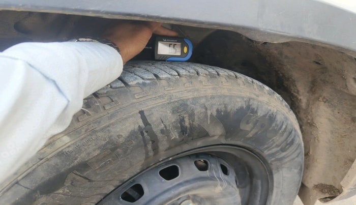 2023 Mahindra BOLERO NEO N 8, Diesel, Manual, 28,414 km, tyre