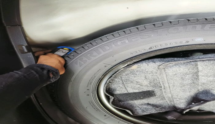 2022 Hyundai NEW I20 SPORTZ 1.2 AT, Petrol, Automatic, 13,763 km, tyre