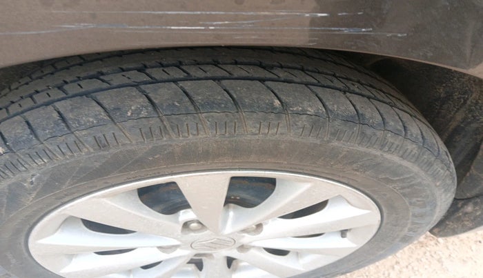 2015 Maruti Ertiga ZDI, Diesel, Manual, 54,458 km, tyre