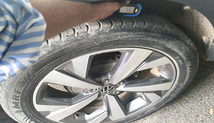 2022 Volkswagen TAIGUN TOPLINE 1.0 TSI MT, Petrol, Manual, 43,032 km, tyre