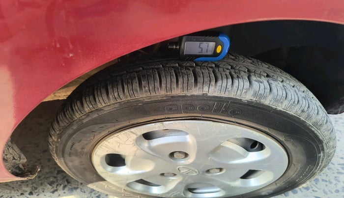 2016 Tata Nano TWIST XTA, Petrol, Automatic, 27,988 km, tyre