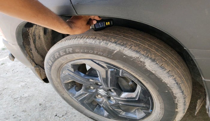 2023 Maruti BREZZA ZXI S-CNG DUAL TONE, Petrol, Manual, 67,568 km, tyre