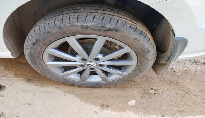 2019 Volkswagen Ameo HIGHLINE PLUS 1.0L 16 ALLOY, Petrol, Manual, 44,952 km, tyre