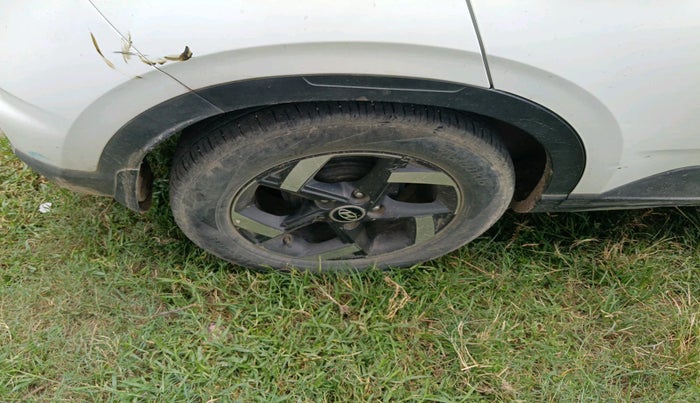 2019 Hyundai VENUE SX PLUS 1.0 TURBO DCT, Petrol, Automatic, 47,459 km, tyre