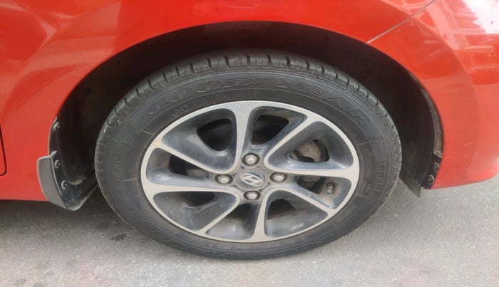 2017 Hyundai Grand i10 SPORTZ (O) AT 1.2 KAPPA VTVT, Petrol, Automatic, 39,405 km, tyre
