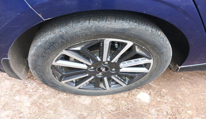 2021 Hyundai NEW I20 SPORTZ 1.0T GDI IMT, Petrol, Manual, 44,604 km, tyre