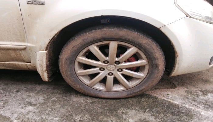 2012 Maruti SX4 CELEBRATION DIESEL, Diesel, Manual, 87,108 km, tyre