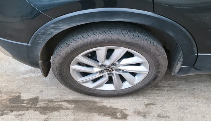 2021 Volkswagen TAIGUN HIGHLINE 1.0 TSI AT, Petrol, Automatic, 63,215 km, tyre