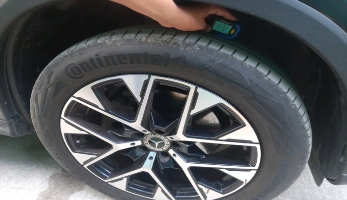 2024 Mercedes Benz GLC CLASS 300 4MATIC, Hybrid, Automatic, 26,114 km, tyre