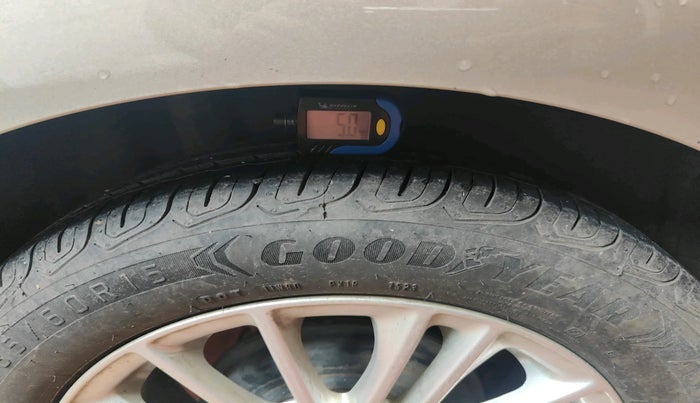 2019 Ford Figo Aspire TITANIUM 1.2 PETROL, Petrol, Manual, 42,392 km, tyre