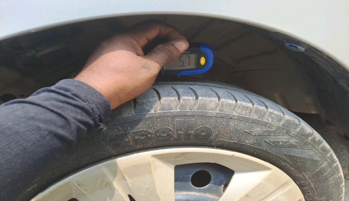 2013 Maruti Wagon R 1.0 VXI, Petrol, Manual, 51,500 km, tyre