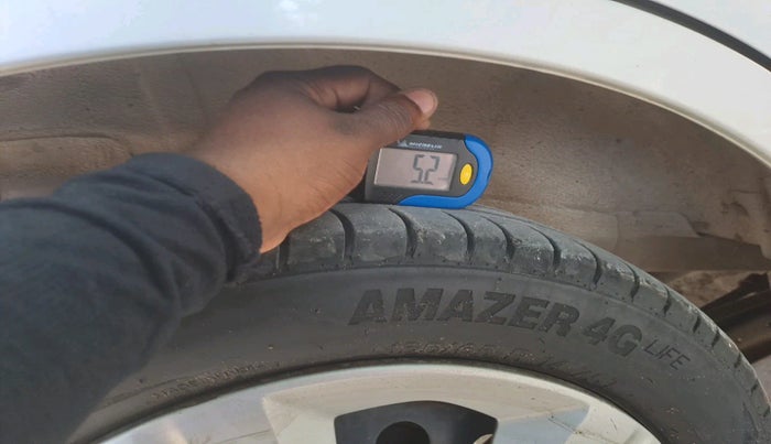 2013 Maruti Wagon R 1.0 VXI, Petrol, Manual, 51,500 km, tyre