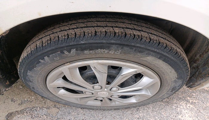 2022 Maruti New Wagon-R ZXI 1.2 AMT, Petrol, Automatic, 35,398 km, tyre